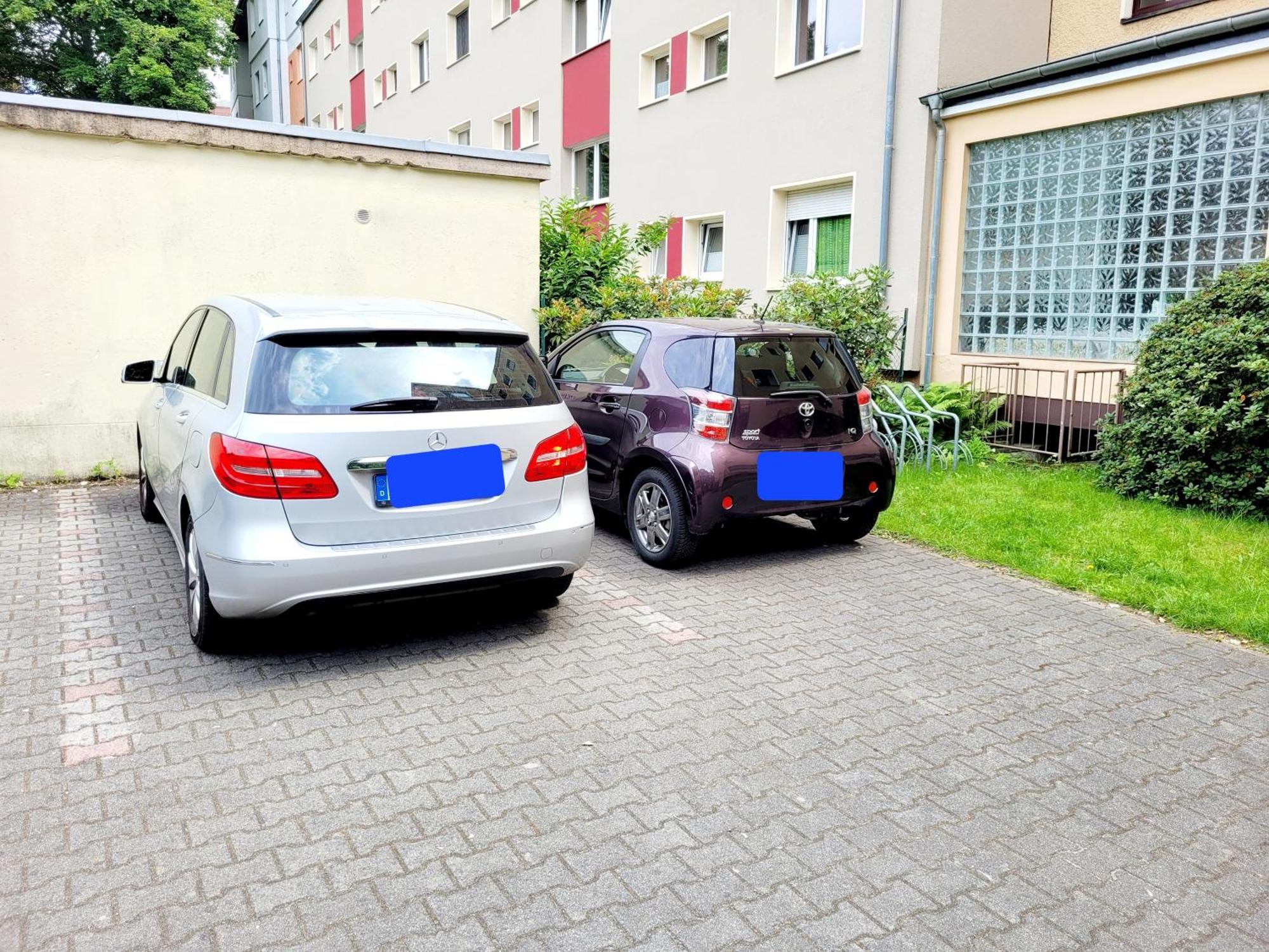 Duplex Apartment Ullstein- 4 Bedrooms, 2 Bathrooms, Living Room, 2 Parking Spaces, Boxspringbeds, Family & Business Apartment! 柏林 外观 照片